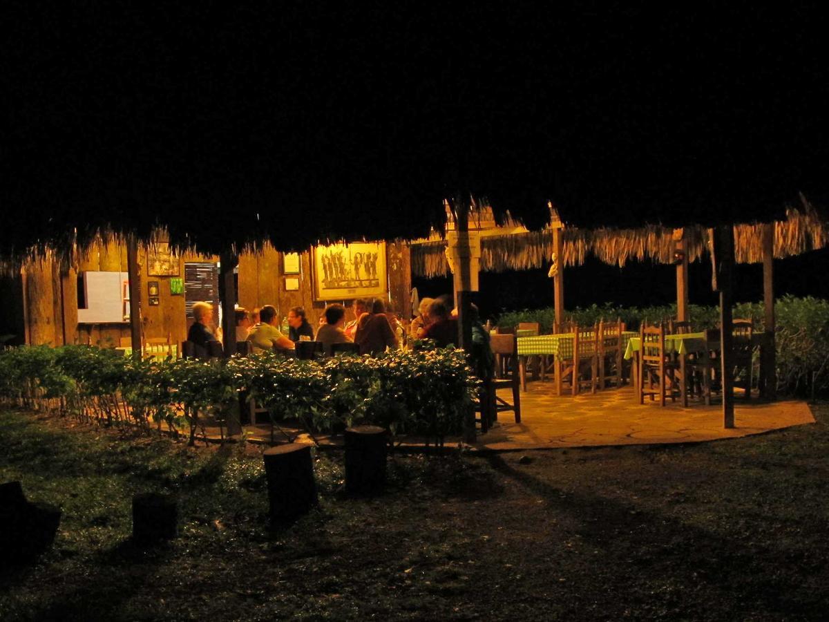 Campamento Rio Lacanjá Buitenkant foto